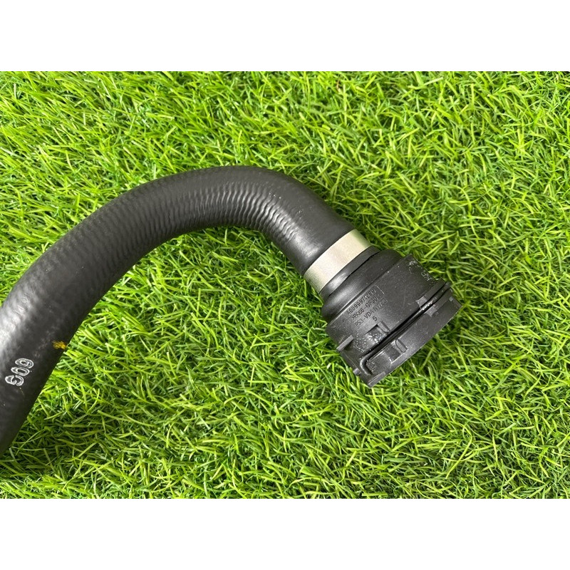 Патрубок (система охлаждения) Mercedes-Benz EQB 350 X243 2022 A2435002800