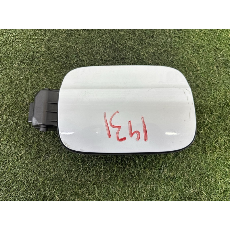 Лючок топливного бака (кузов и элементы) AUDI A4 B8 2013 2.0 TFSI 8K0809999A