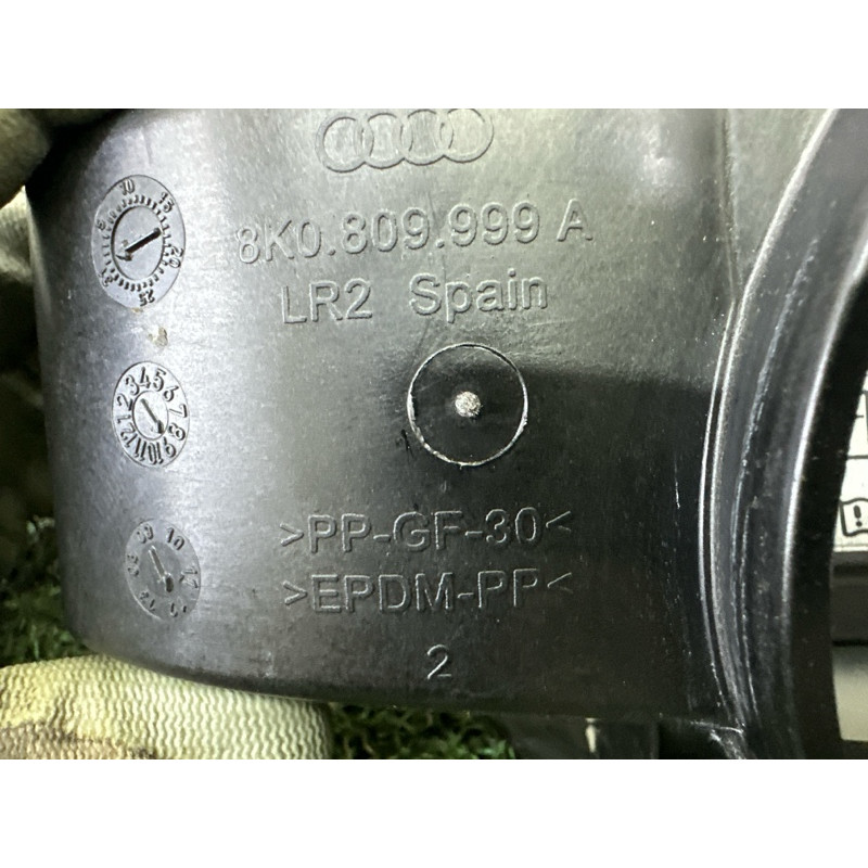 Лючок топливного бака (кузов и элементы) AUDI A4 B8 2013 2.0 TFSI 8K0809999A