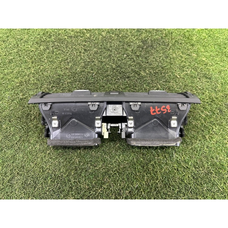 Центральный дефлектор салона (салон) BMW X5 E70 2012 3.0 N55B30 64229220101