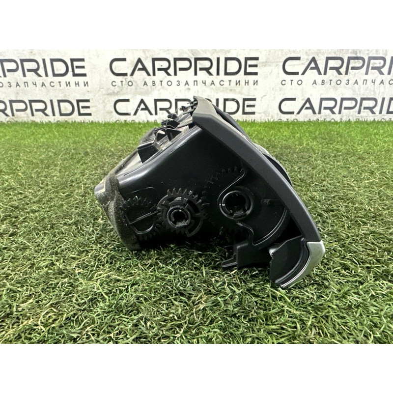 Центральный дефлектор салона (салон) BMW X5 E70 2012 3.0 N55B30 64229220101