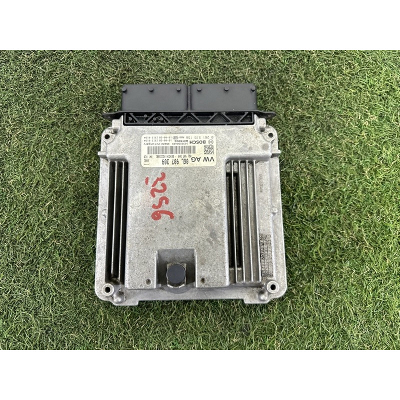 Блок управления двигателем (электрика / блоки управления) AUDI A4 B9 2017 2.0 TFSI 8W0907115C8W0