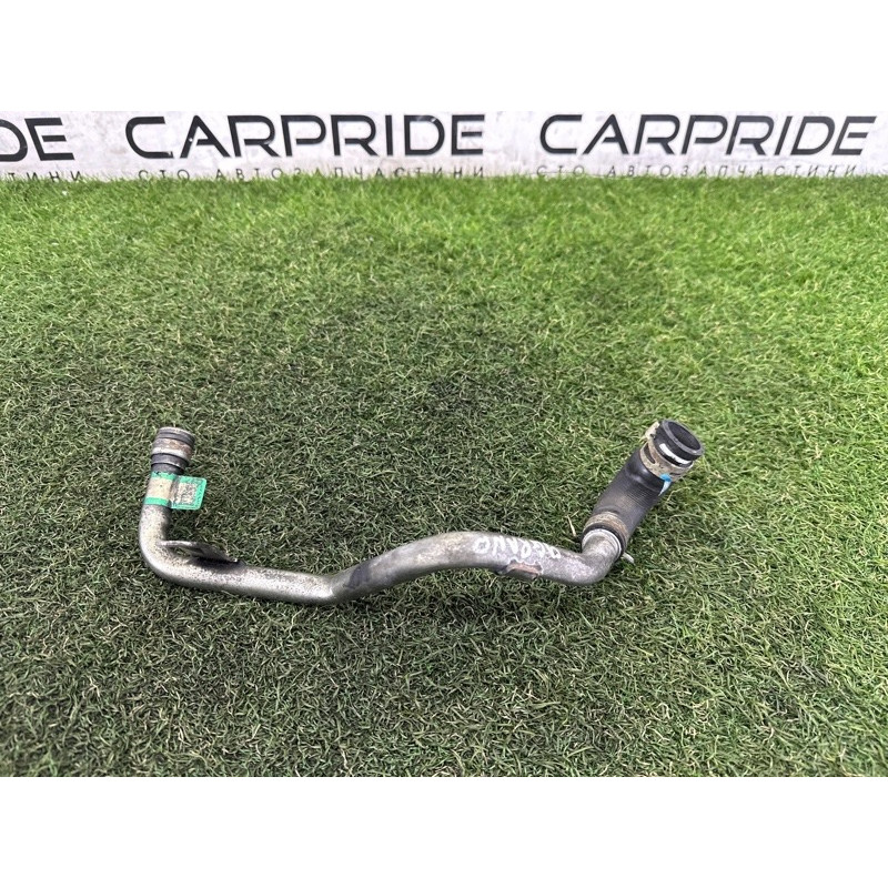 Трубка системы охлаждения (система охлаждения) Jeep Grand Cherokee WK2 2014 3.0 Diesel 68211204AB