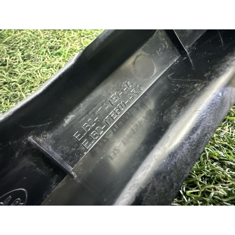 Кронштейн датчика слепых зон (кузов и элементы) LAND ROVER Range Rover Evoque L538 2016 2.0 LR048697