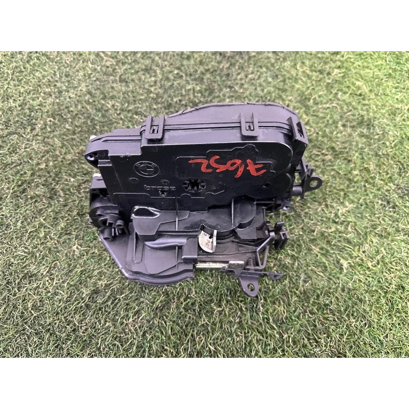 Замок двери (кузов и элементы) BMW 3-series E90 2010 3.0 N54 51217229458