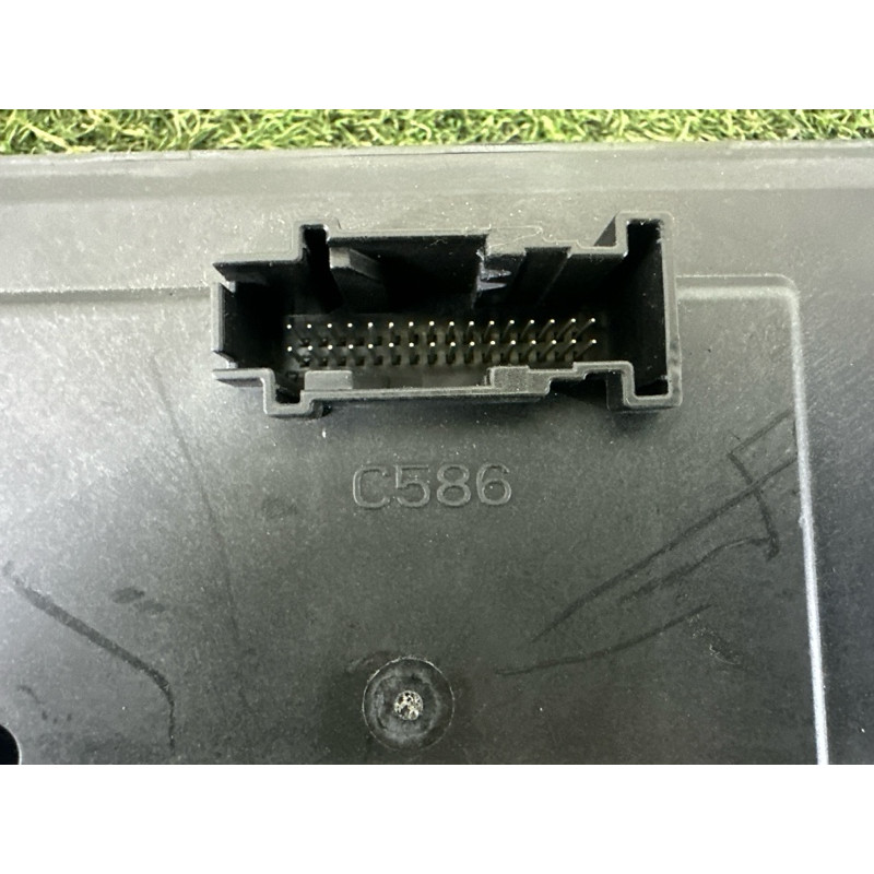 Блок предохранителей (электрика) LAND ROVER Range Rover Evoque L538 2016 2.0 LR070837