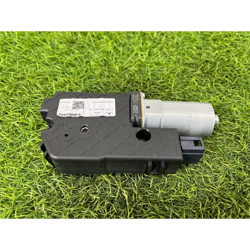 Мотор люка (электрика) Mercedes-Benz EQB 350 X243 2022 A2139067003