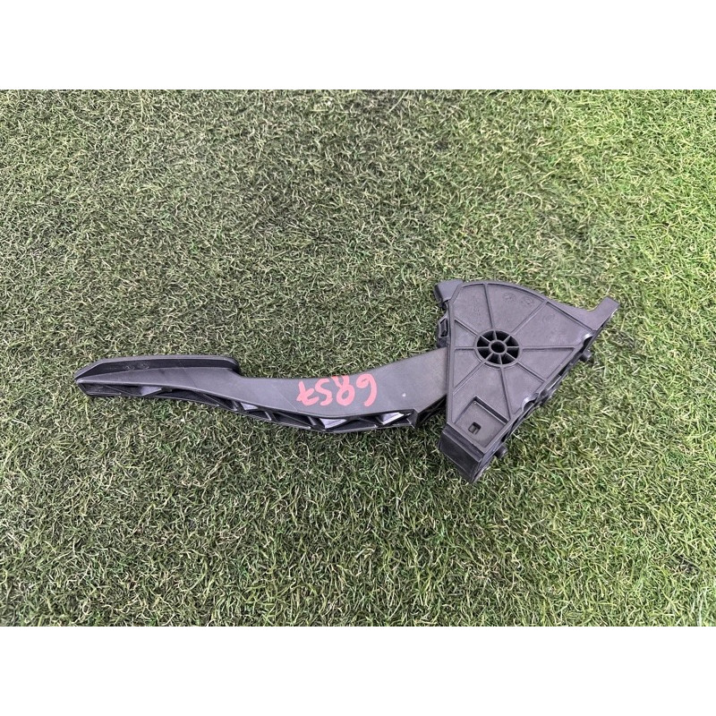 Педаль газа (электрика двигателя) LAND ROVER Range Rover Evoque L538 2016 2.0 LR061002