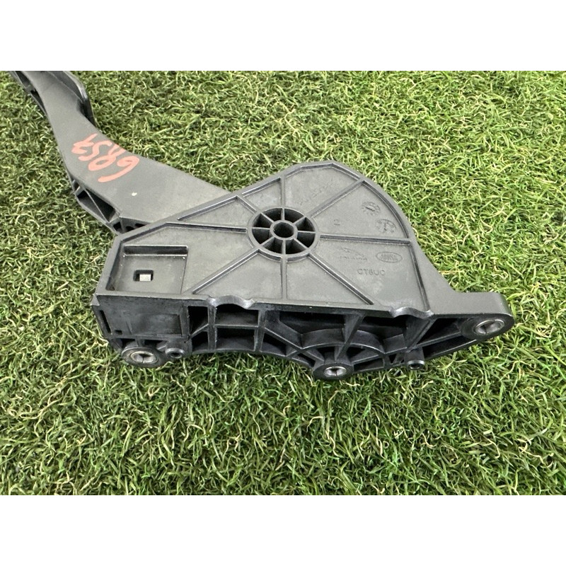 Педаль газа (электрика двигателя) LAND ROVER Range Rover Evoque L538 2016 2.0 LR061002