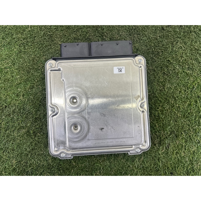 Блок управления двигателем (электрика / блоки управления) AUDI A4 B8 2013 2.0 TFSI 8K5907115F