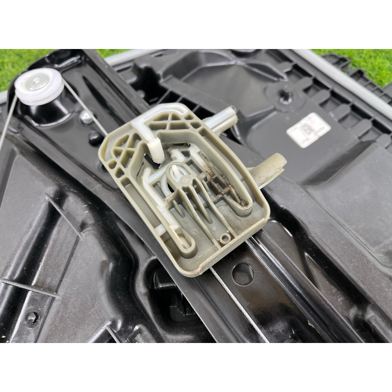 Механізм склопідйомника (кузов и элементы) Mercedes-Benz EQB 350 X243 2022 A2477202006