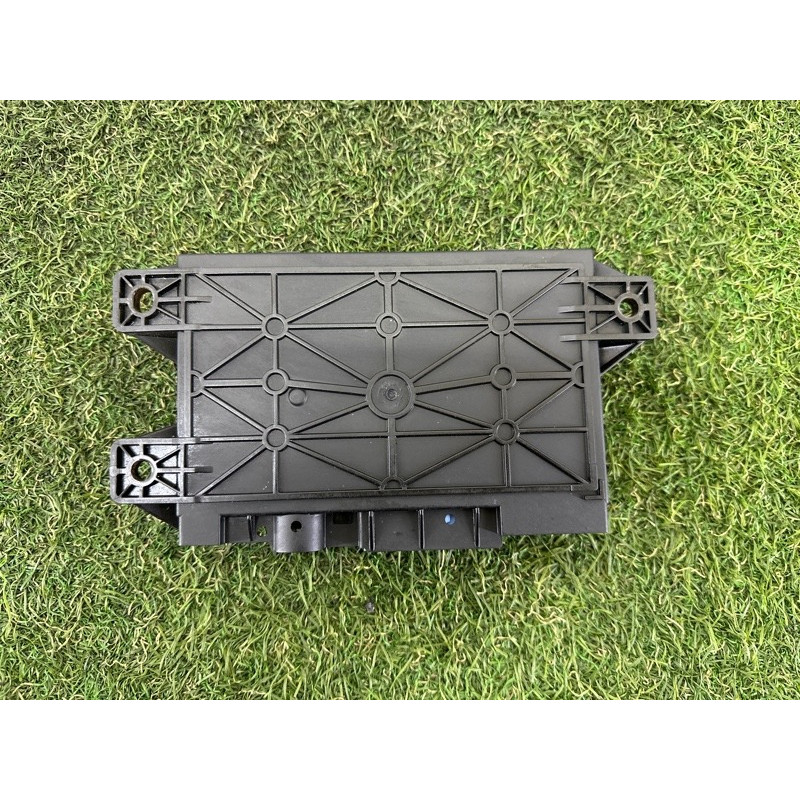 Блок телематики (электрика / блоки управления) LAND ROVER Range Rover L405 2016 5.0 LR084928