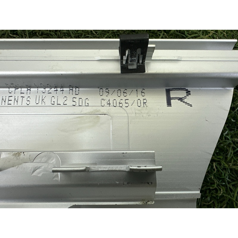 Накладка на поріг (кузов и элементы) LAND ROVER Range Rover L405 2016 5.0 LR035838