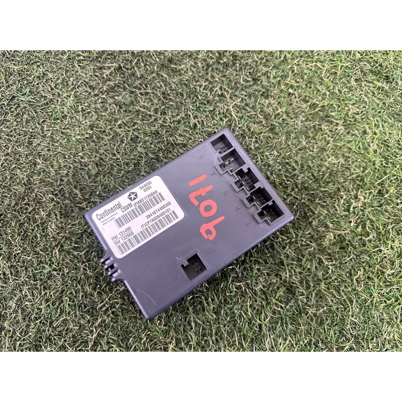 Блок управления подогревом сидения (электрика / блоки управления) Jeep Grand Cherokee WK2 2014 3.0 Diesel 68217268AA