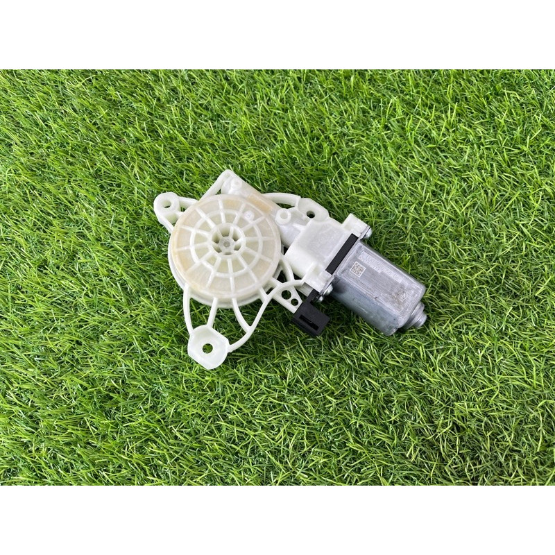 Мотор склопідйомника (электрика) Mercedes-Benz EQB 350 X243 2022 A0009069614