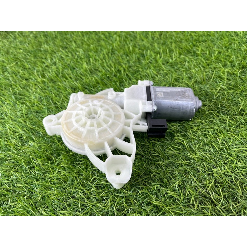 Мотор склопідйомника (электрика) Mercedes-Benz EQB 350 X243 2022 A0009069614