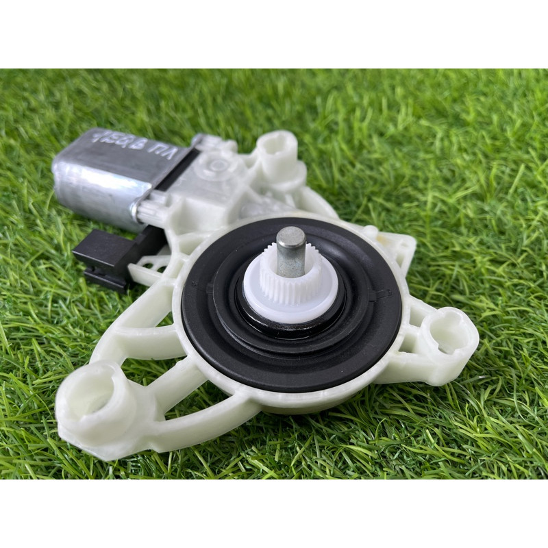 Мотор склопідйомника (электрика) Mercedes-Benz EQB 350 X243 2022 A0009069614