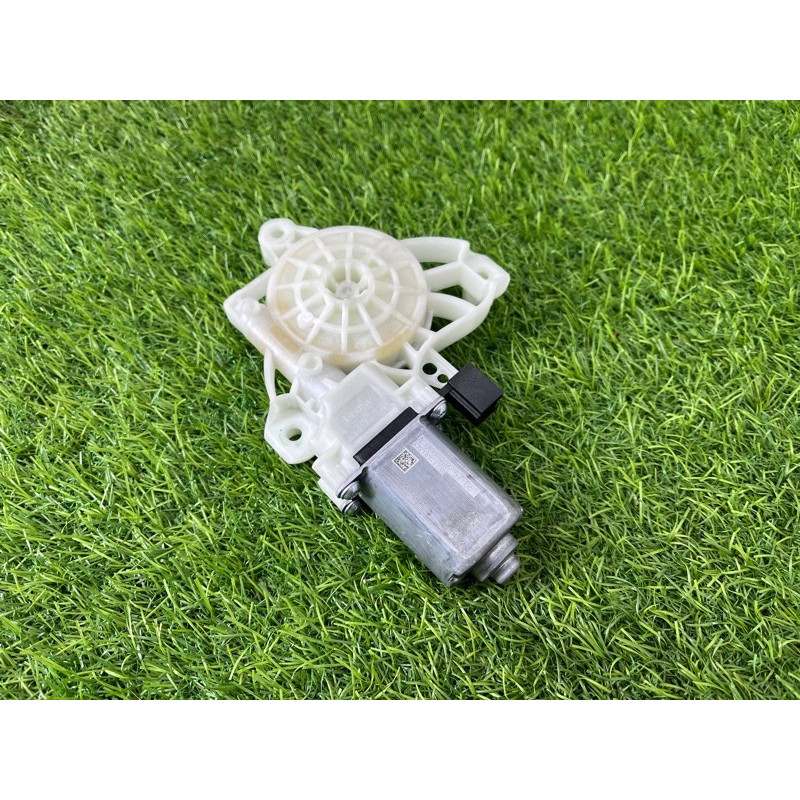 Мотор стеклоподъемника (электрика) Mercedes-Benz EQB 350 X243 2022 A0009069714