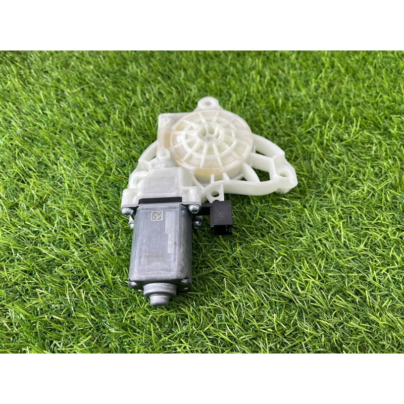 Мотор стеклоподъемника (электрика) Mercedes-Benz EQB 350 X243 2022 A0009069714