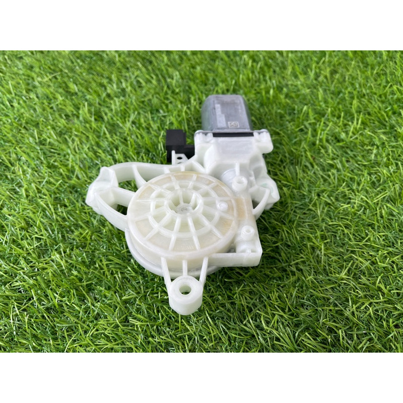 Мотор стеклоподъемника (электрика) Mercedes-Benz EQB 350 X243 2022 A0009069714