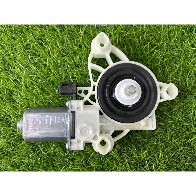 Мотор стеклоподъемника (электрика) Mercedes-Benz EQB 350 X243 2022 A0009069714