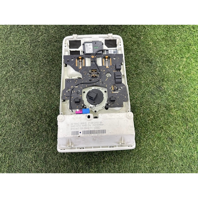 Плафон салона (салон) AUDI A4 B8 2013 2.0 TFSI 8T0947140ET1