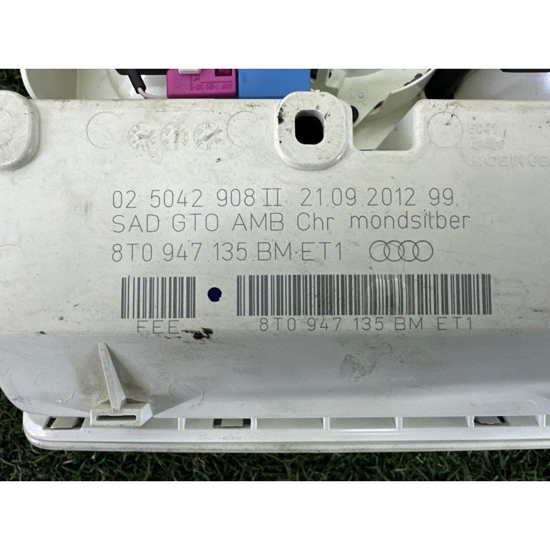 Плафон салона (салон) AUDI A4 B8 2013 2.0 TFSI 8T0947140ET1