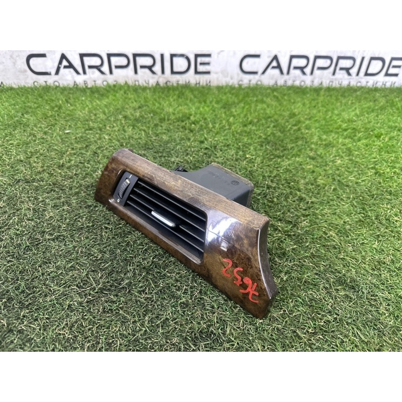 Дефлектор воздуховода (салон) BMW 3-series E90 2010 3.0 N54 51456985538