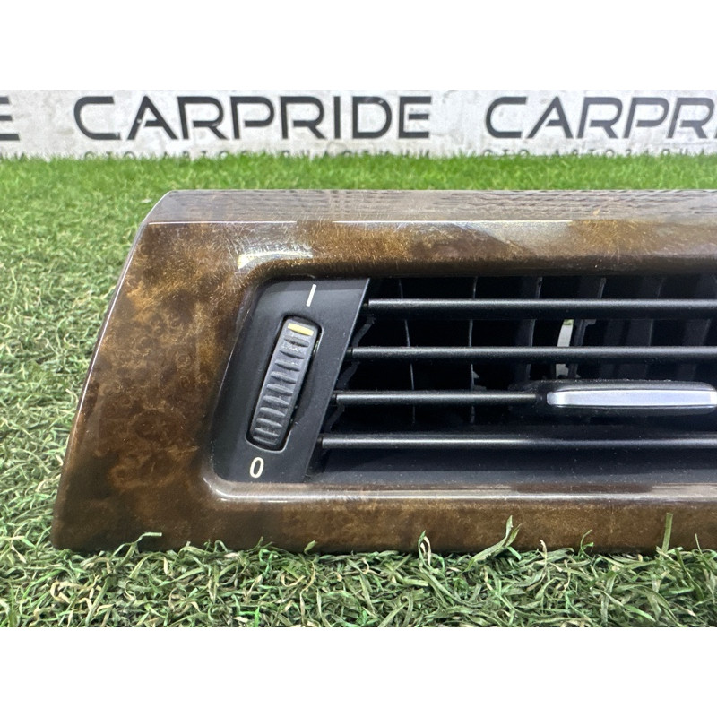 Дефлектор воздуховода (салон) BMW 3-series E90 2010 3.0 N54 51456985538