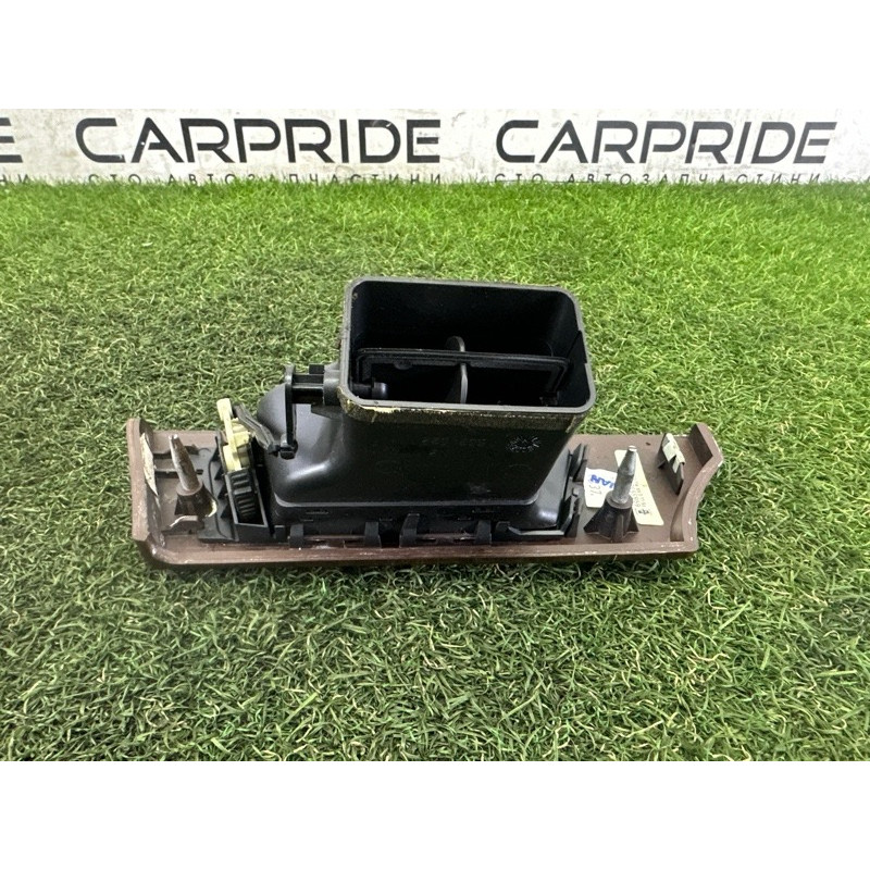 Дефлектор воздуховода (салон) BMW 3-series E90 2010 3.0 N54 51456985538