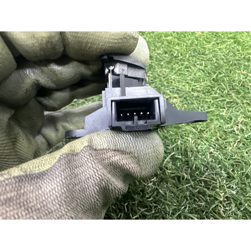 Кнопка памяти сидения (электрика / кнопки) LAND ROVER Range Rover Evoque L538 2016 2.0 LR055280