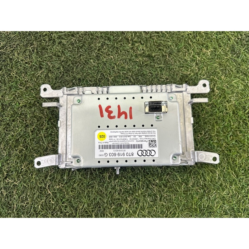 Монитор (электрика) AUDI A4 B8 2013 2.0 TFSI 8T0057603G