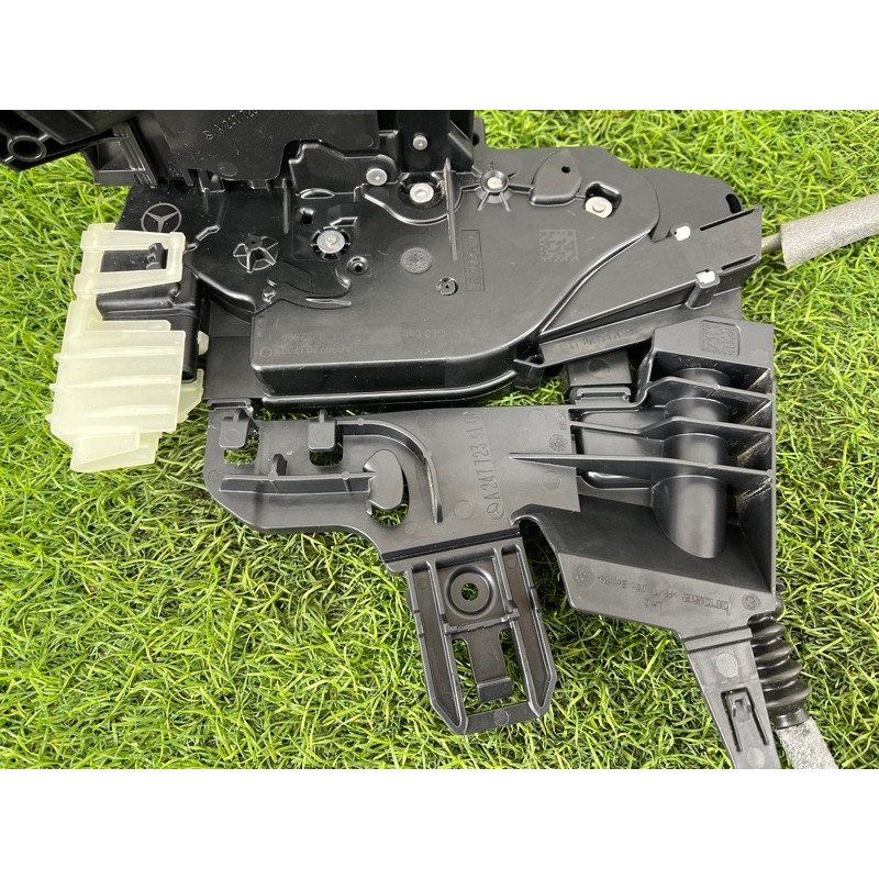Замок дверей (кузов и элементы) Mercedes-Benz EQB 350 X243 2022 A0997203702