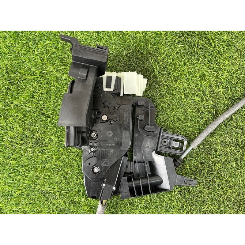 Замок дверей (кузов и элементы) Mercedes-Benz EQB 350 X243 2022 A0997203802