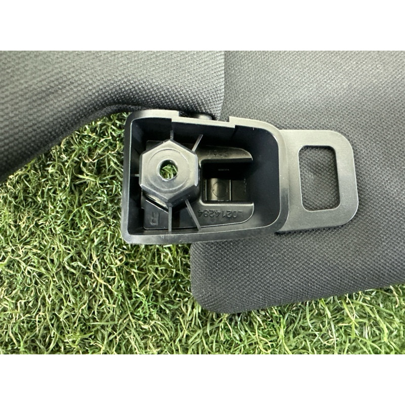 Козырек солнцезащитный (салон) LAND ROVER Range Rover L405 2016 5.0 LR088645