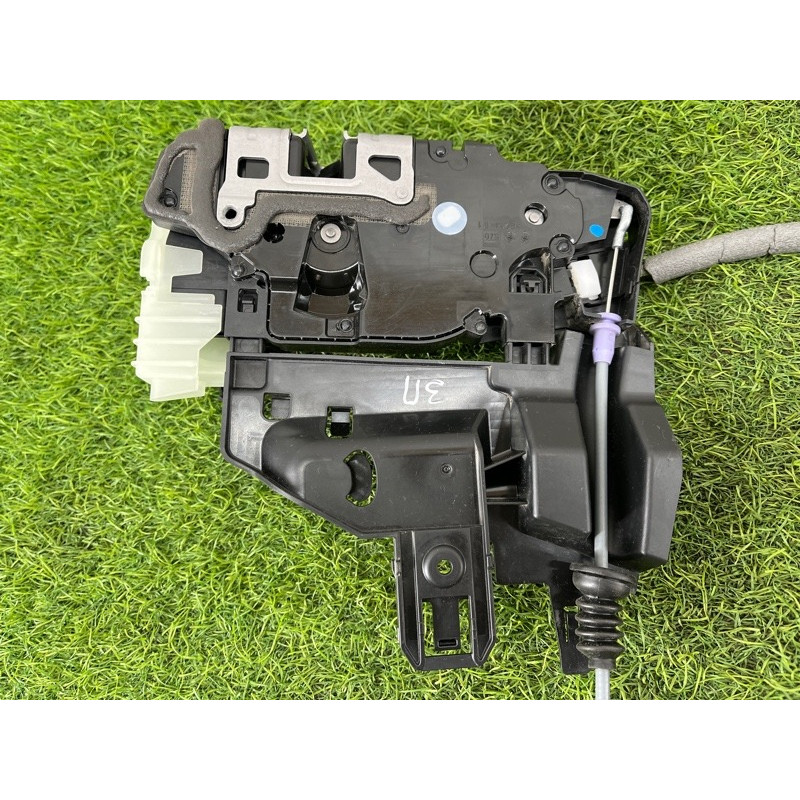 Замок дверей (кузов и элементы) Mercedes-Benz EQB 350 X243 2022 A0997303501