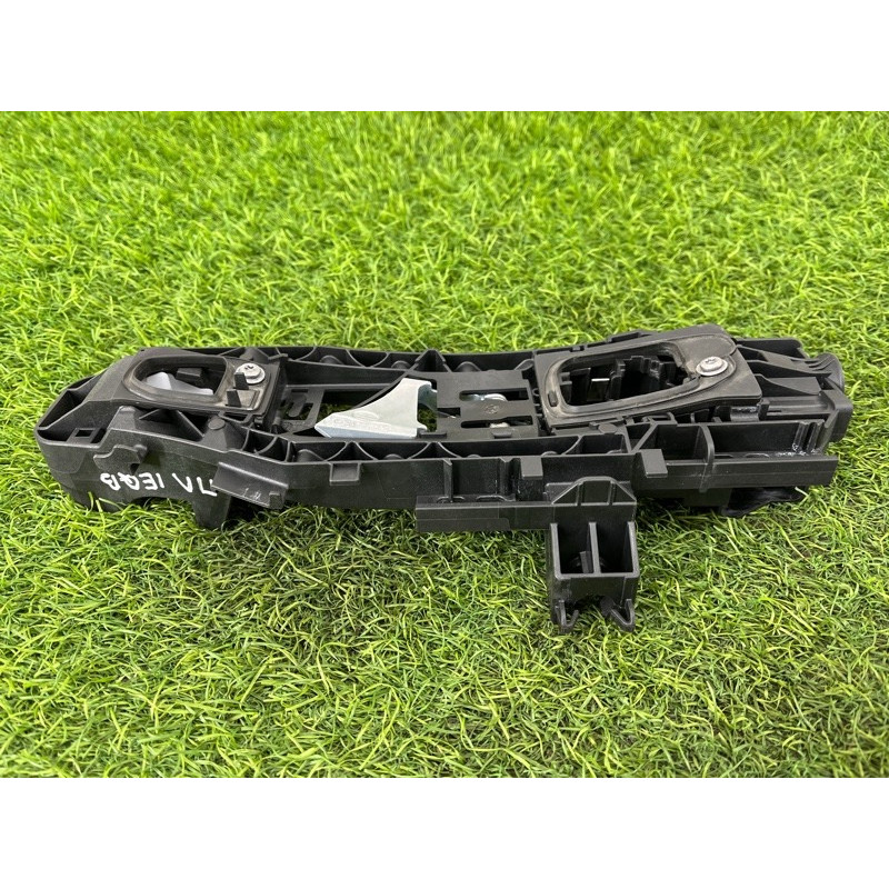 Кронштейн ручки двери (кузов и элементы) Mercedes-Benz EQB 350 X243 2022 A0997601902