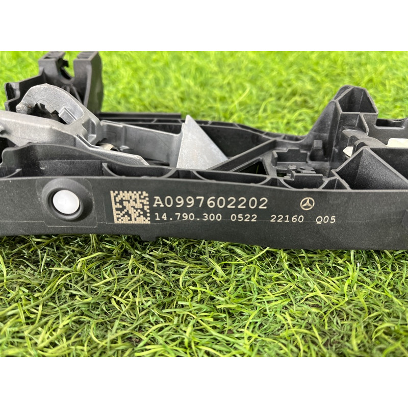 Кронштейн ручки двери (кузов и элементы) Mercedes-Benz EQB 350 X243 2022 A0997602202