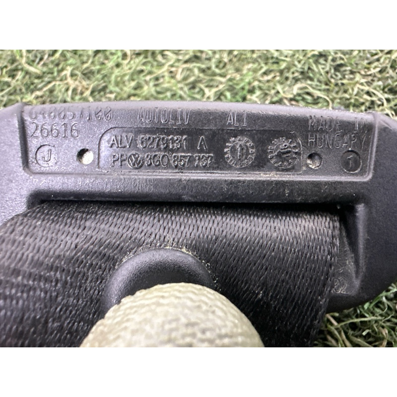 Ремень безопасности (airbag / безопасность) AUDI A4 B9 2017 2.0 TFSI 8W0857706DV04