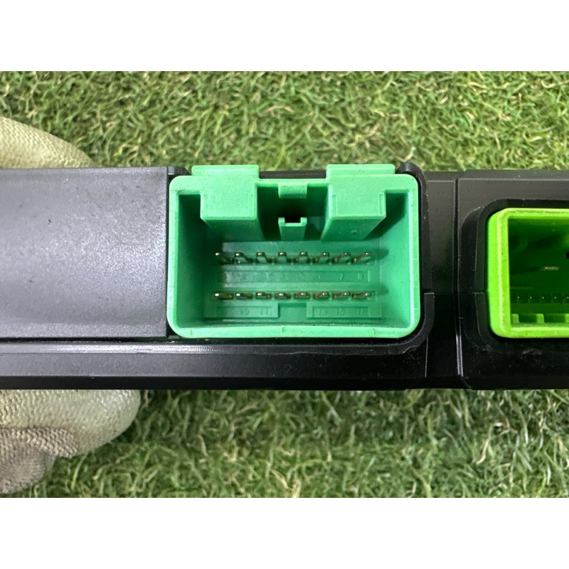 Блок управления сиденьем (электрика / блоки управления) LAND ROVER Range Rover Evoque L538 2016 2.0 LR070362