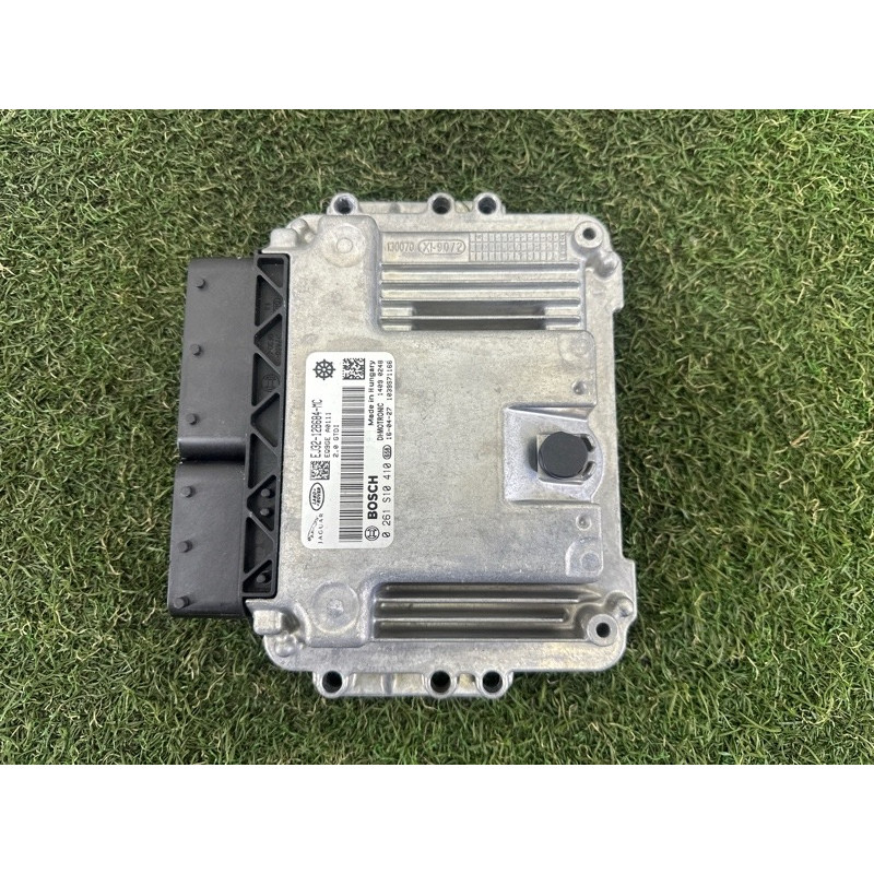 Блок управления двигателем (электрика / блоки управления) LAND ROVER Range Rover Evoque L538 2016 2.0 LR057872