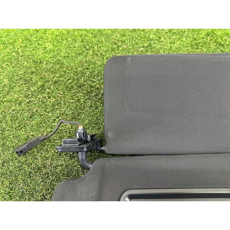 Козырек солнцезащитный (салон) LAND ROVER Range Rover L405 2016 5.0 LR088681