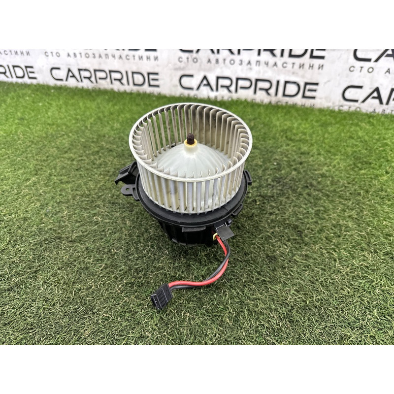 Мотор пічки (обігрів та кондиціювання) AUDI A4 B8 2013 2.0 TFSI 8T1820021