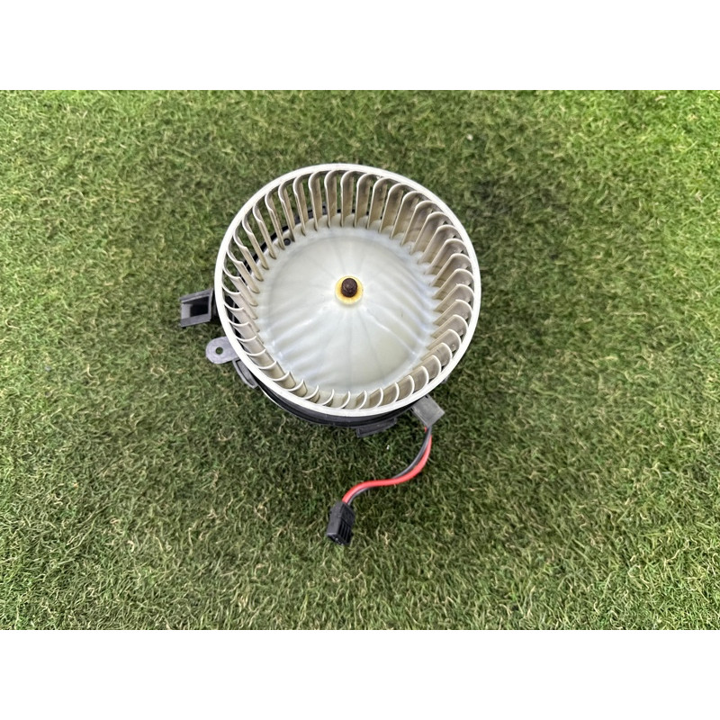 Мотор пічки (обігрів та кондиціювання) AUDI A4 B8 2013 2.0 TFSI 8T1820021