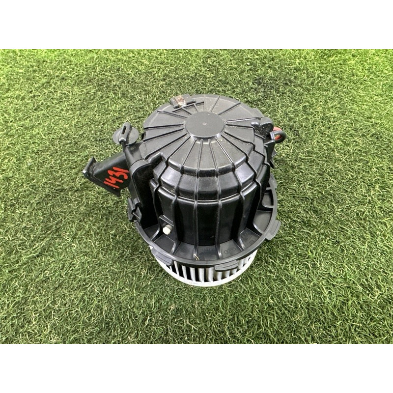 Мотор пічки (обігрів та кондиціювання) AUDI A4 B8 2013 2.0 TFSI 8T1820021