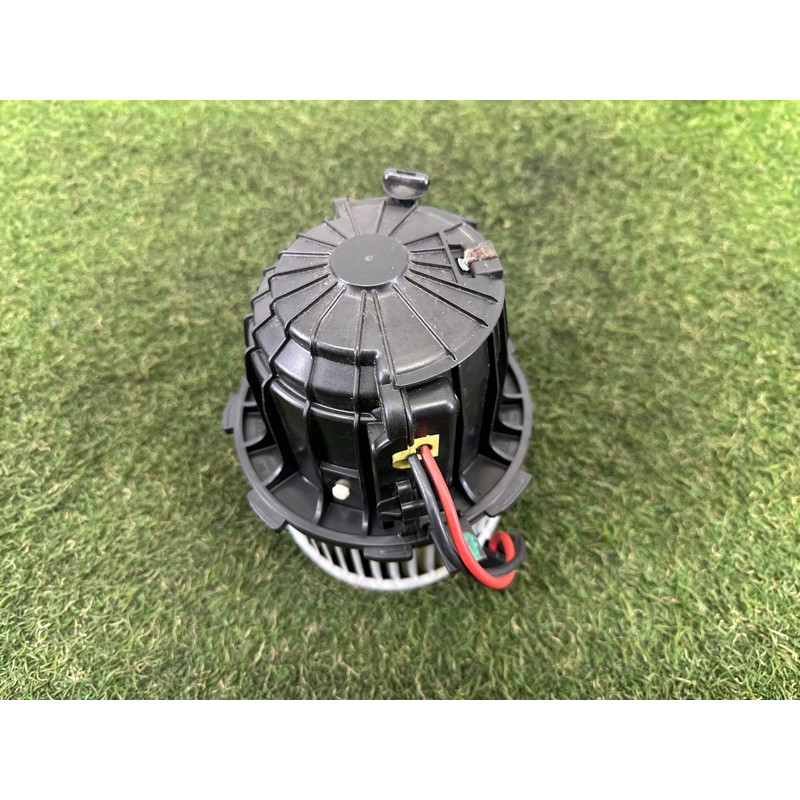 Мотор пічки (обігрів та кондиціювання) AUDI A4 B8 2013 2.0 TFSI 8T1820021