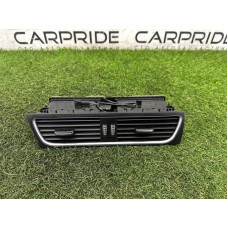 Центральный дефлектор салона