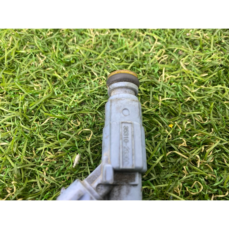 Форсунка паливна (паливна система) KIA Sorento UM 2013 2.4 353102g300