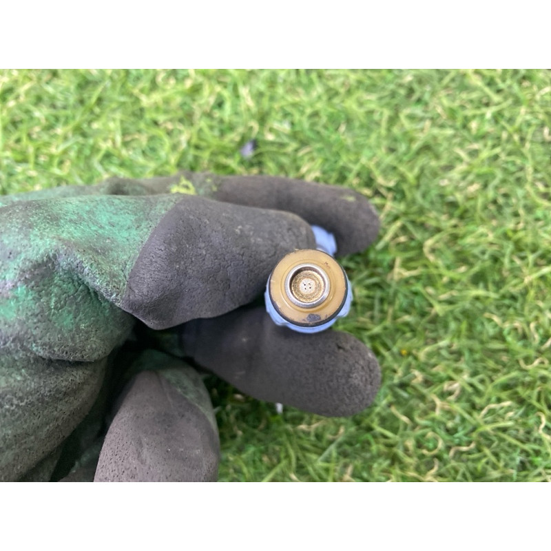 Форсунка паливна (паливна система) KIA Sorento UM 2013 2.4 353102g300