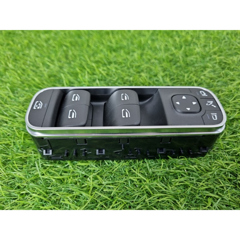 Блок управления стеклоподъемниками (электрика / блоки управления) Mercedes-Benz EQB 350 X243 2022 A16790598039051